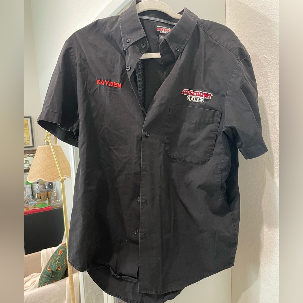 Discount Tire Button Up Embroidered Name